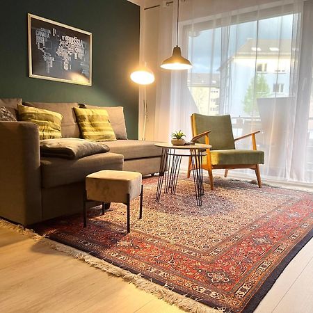 Living At Saarpartments -Adultsonly- 2 Bedrooms, Kitchen - Business & Holiday Apartments For Long- And Short Term Stay, 3 Min To Train Station, Secure E-Bike Parking! ซาร์บรึคเคน ภายนอก รูปภาพ